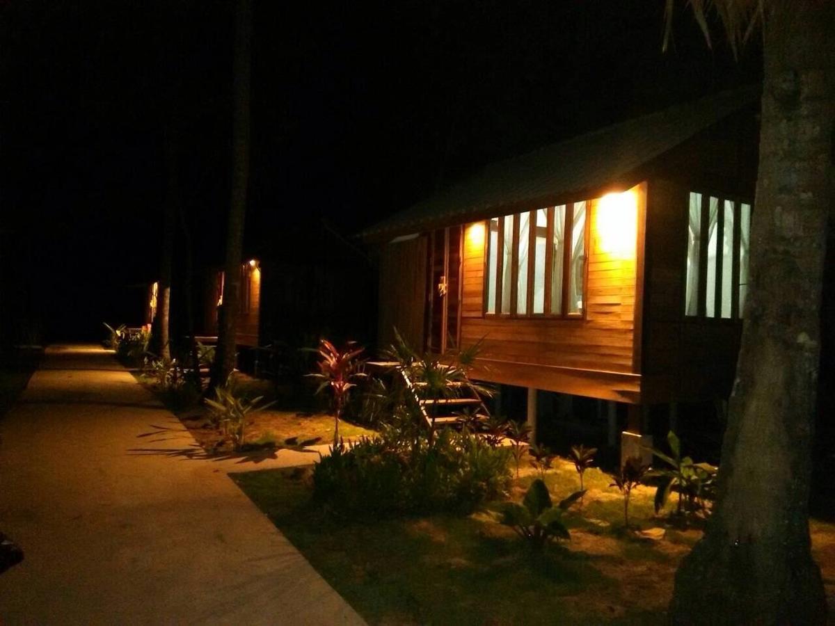 Jungle Koh Kood Resort Ban Khlong Chao Bagian luar foto