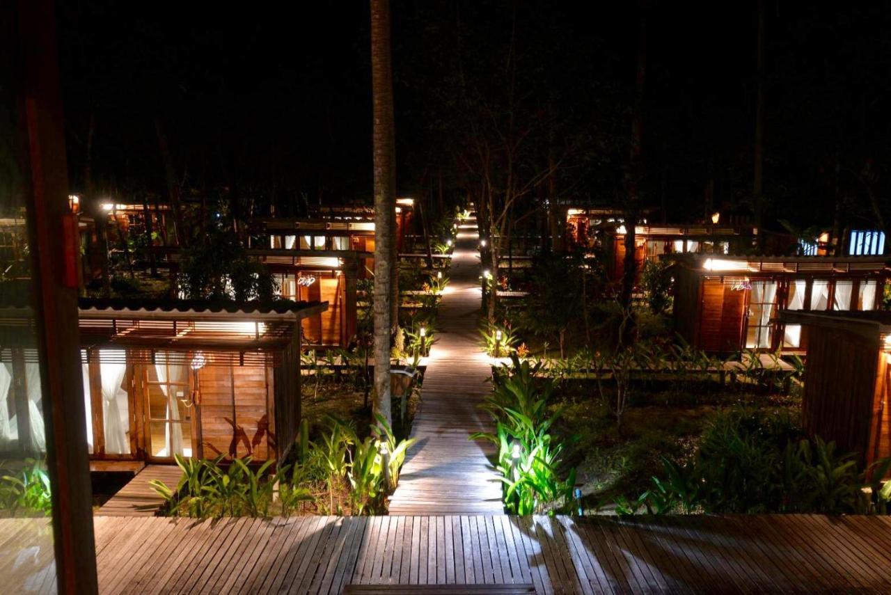 Jungle Koh Kood Resort Ban Khlong Chao Bagian luar foto